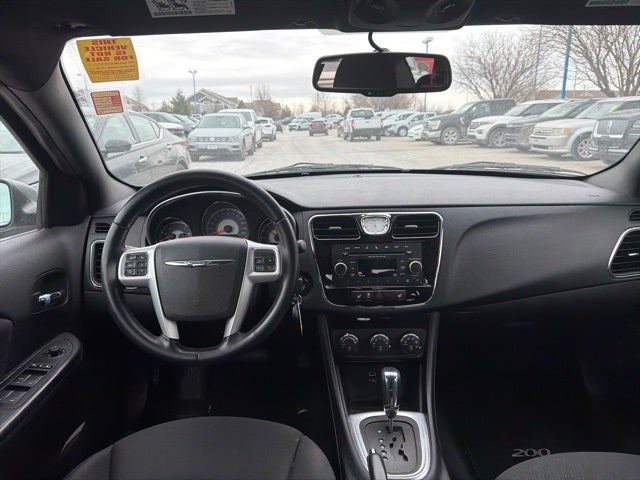 2012 Chrysler 200 Touring
