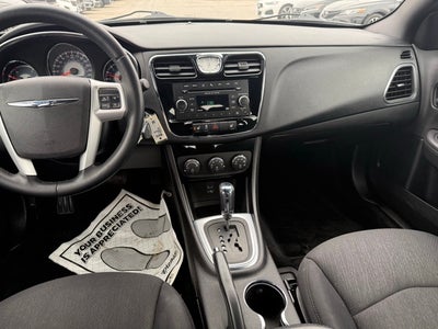 2012 Chrysler 200 Touring