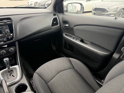 2012 Chrysler 200 Touring