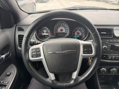 2012 Chrysler 200 Touring