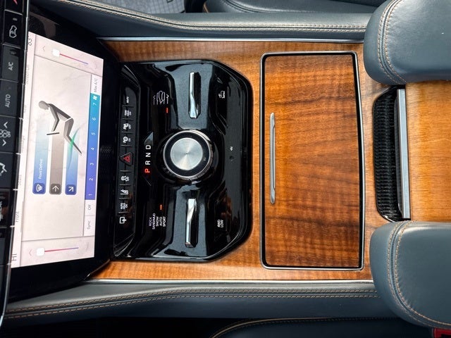 2022 Jeep Grand Wagoneer Series II