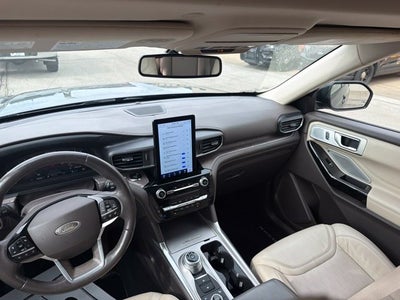 2022 Ford Explorer Platinum