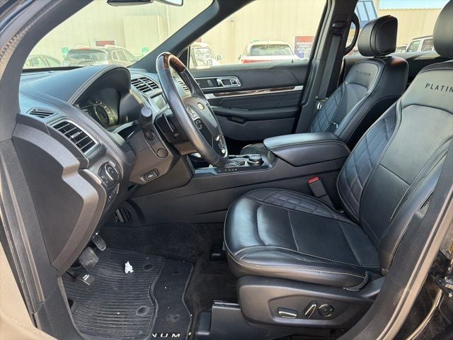 2017 Ford Explorer Platinum