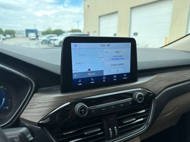 2020 Ford Escape Hybrid Titanium