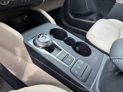 2020 Ford Escape Hybrid Titanium