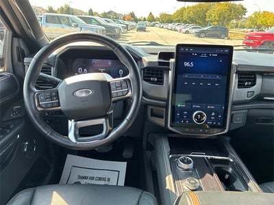 2022 Ford Expedition Max Platinum