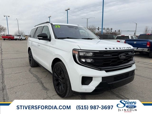 2025 Ford Expedition Platinum