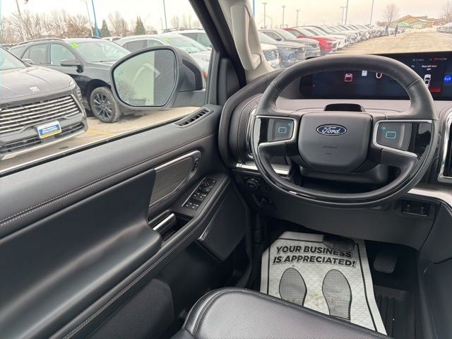 2025 Ford Expedition Platinum