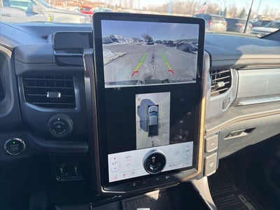 2023 Ford F-150 Lightning Base