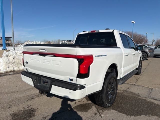 2023 Ford F-150 Lightning Base