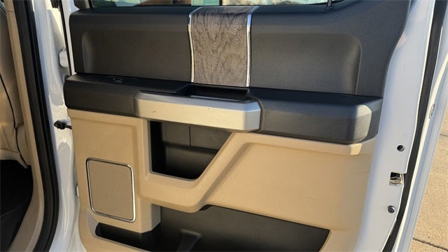 2017 Ford F-250SD Lariat