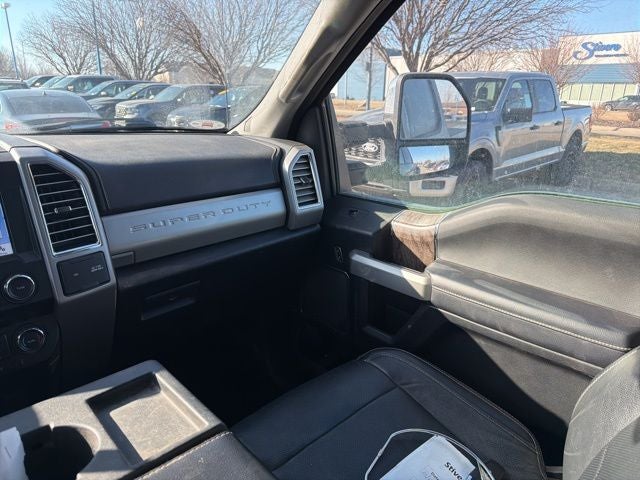 2017 Ford F-350SD Lariat DRW