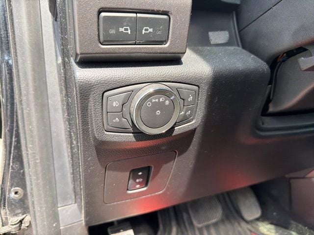 2016 Ford F-150 Base