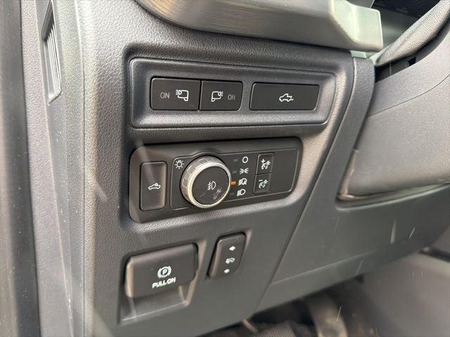 2022 Ford F-150 Base