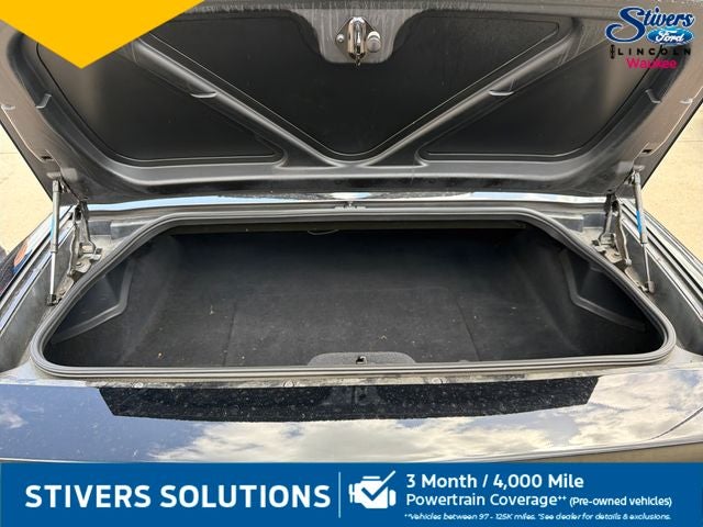 2004 Chevrolet Corvette Base