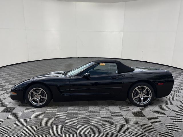 2004 Chevrolet Corvette Base