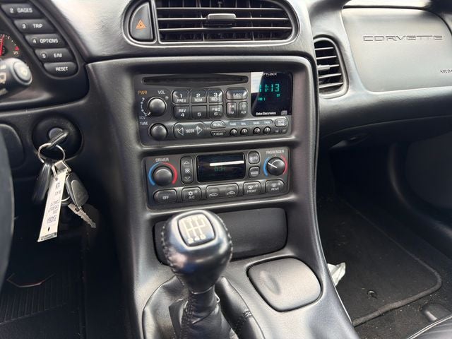 2004 Chevrolet Corvette Base