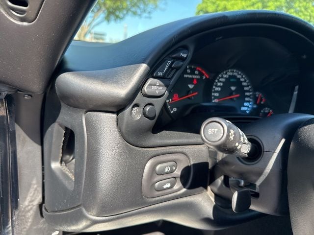 2004 Chevrolet Corvette Base