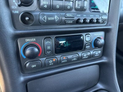 2004 Chevrolet Corvette Base