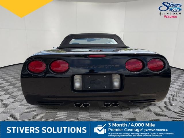 2004 Chevrolet Corvette Base