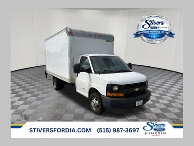 2013 Chevrolet Express 4500 Base Cutaway