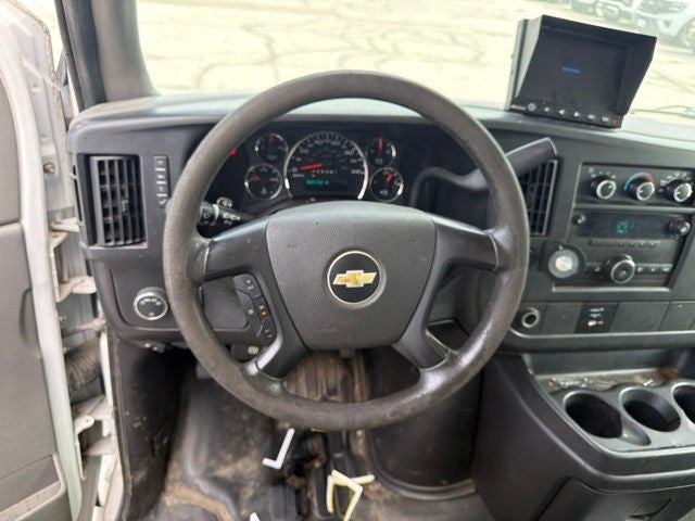 2013 Chevrolet Express 4500 Base Cutaway