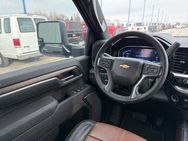 2025 Chevrolet Silverado 3500HD High Country