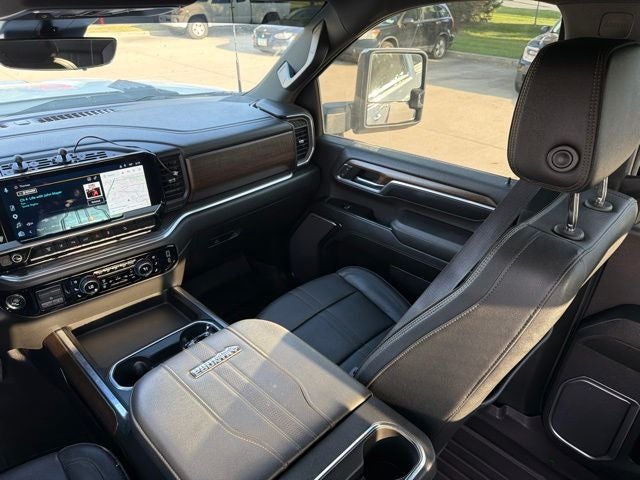 2024 Chevrolet Silverado 3500HD High Country