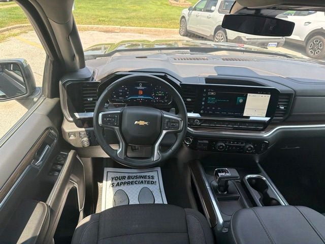 2024 Chevrolet Silverado 1500 LT LT1