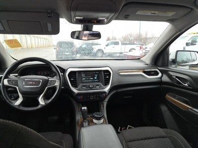 2017 GMC Acadia SLE-2