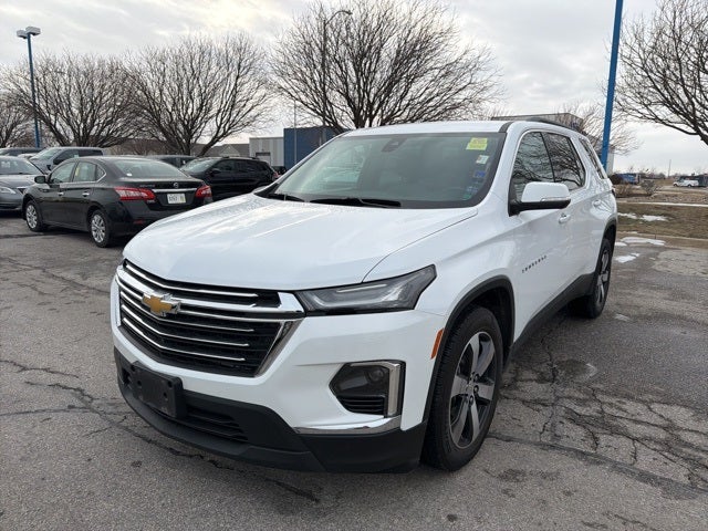 2023 Chevrolet Traverse LT Leather