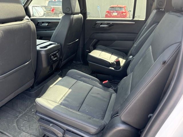 2025 Chevrolet Suburban LT