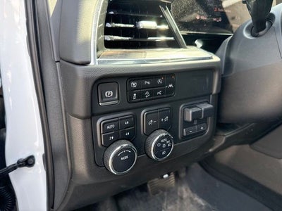 2025 Chevrolet Suburban LT