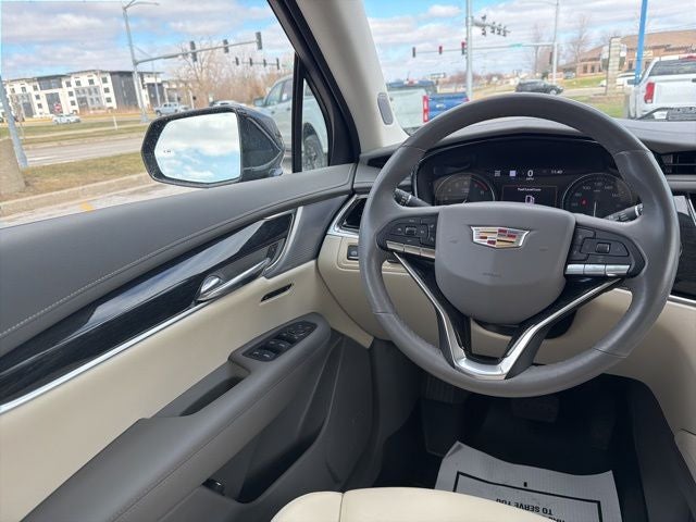 2023 Cadillac XT6 Premium Luxury