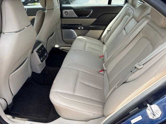 2017 Lincoln Continental Reserve