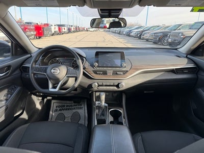 2024 Nissan Altima 2.5 SV