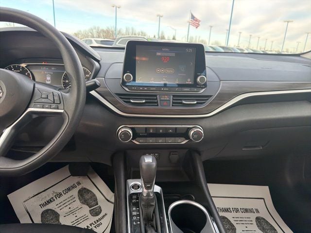 2024 Nissan Altima 2.5 SV