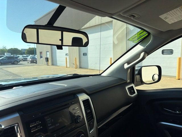 2018 Nissan Titan SV
