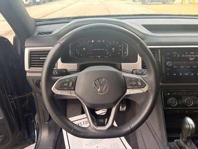 2023 Volkswagen Atlas Cross Sport 2.0T SEL R-Line