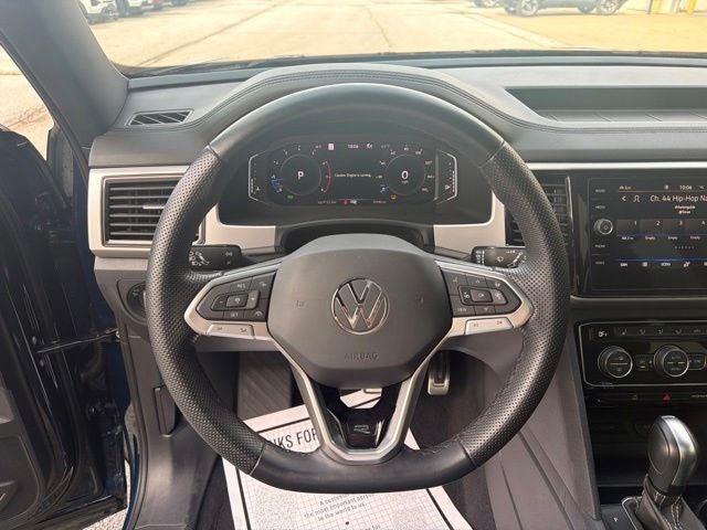 2023 Volkswagen Atlas Cross Sport 2.0T SEL R-Line