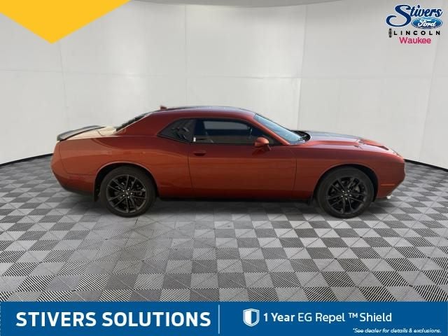 2021 Dodge Challenger SXT