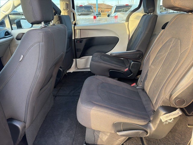 2019 Chrysler Pacifica LX