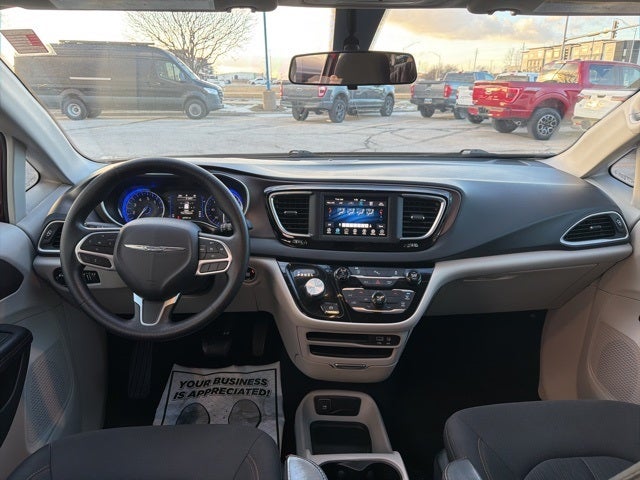 2019 Chrysler Pacifica LX