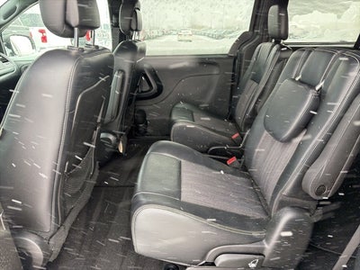 2015 Chrysler Town & Country S