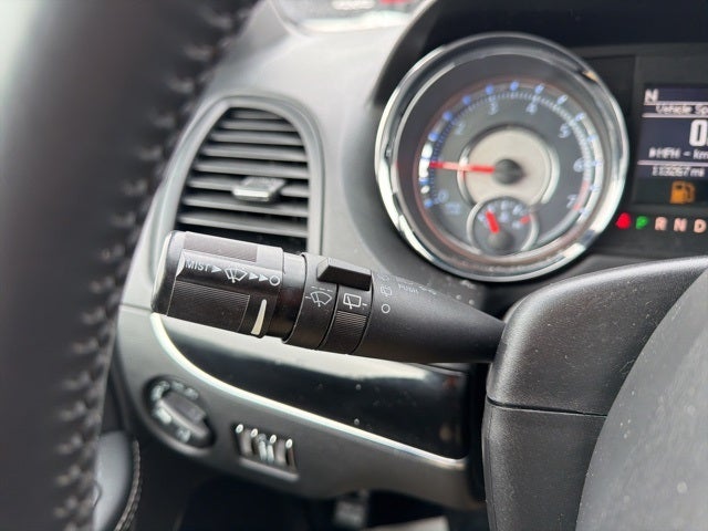 2015 Chrysler Town & Country S