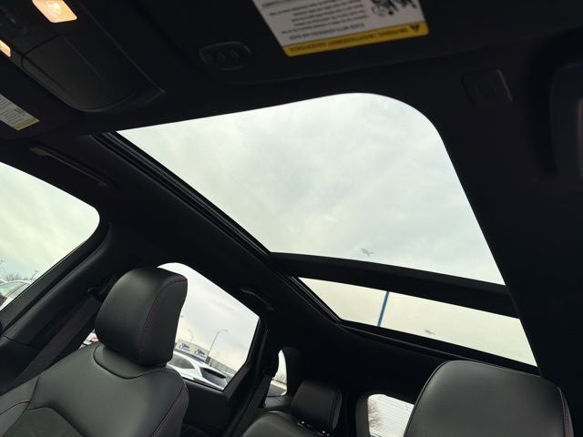 2024 Ford Edge ST Line