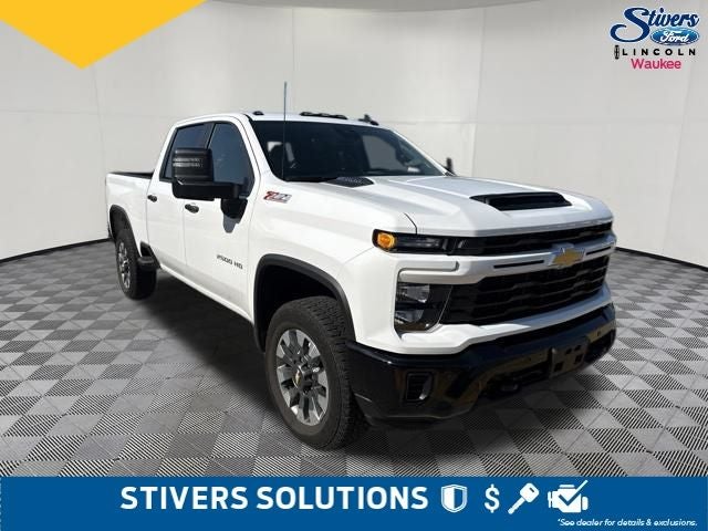 2026 Chevrolet Silverado 2500HD Custom