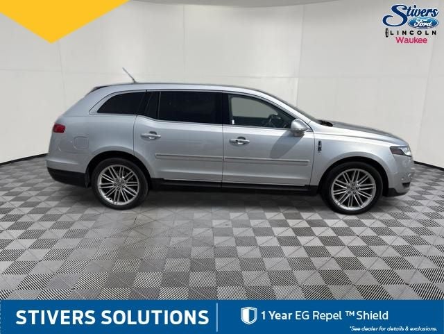 2019 Lincoln MKT Standard