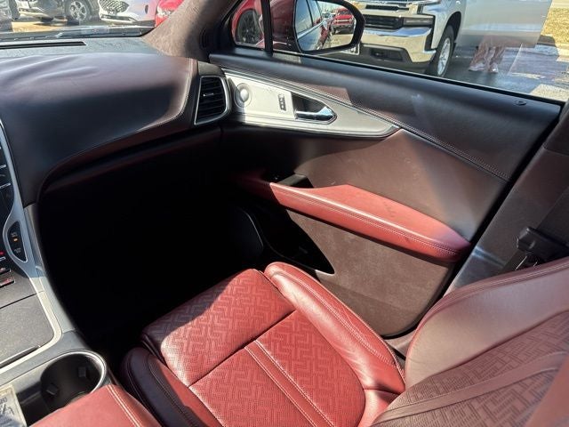 2019 Lincoln Nautilus Black Label