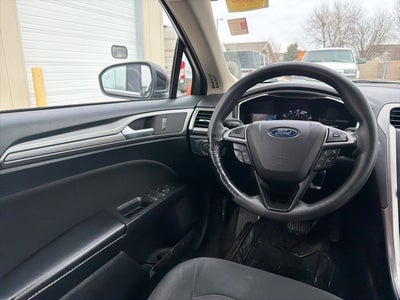 2020 Ford Fusion SE